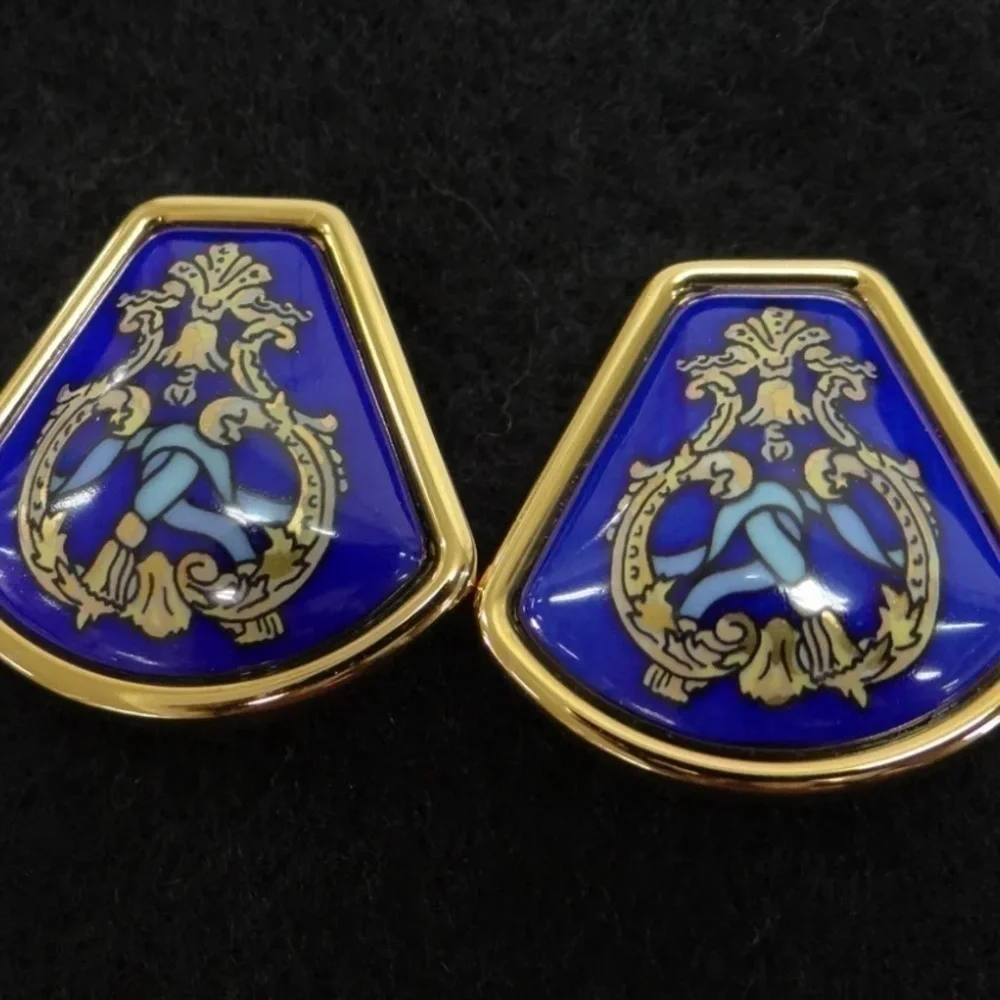 Authentic HERMES Clip-on Earrings Blue x Gold Tone RARE - Picture 3 of 10